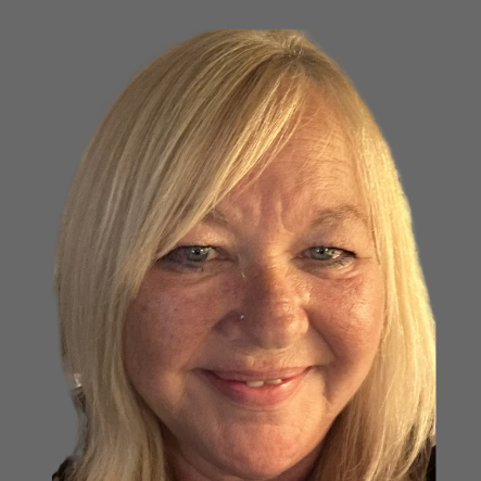 Headshot: Paula Allen