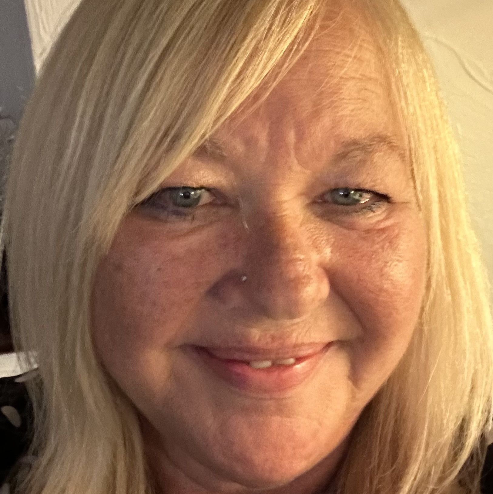 Headshot: Paula Allen