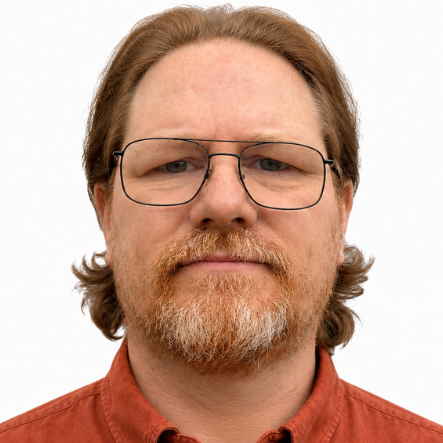 Headshot: Dafydd Eveleigh